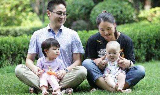 二孩家庭怎么預防老大嫉妒 二孩家庭孩子爭寵如何處理