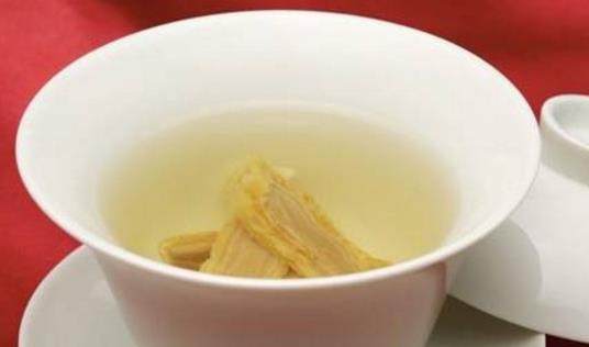春天可以喝黃芪水嗎 什么季節可以喝黃芪水