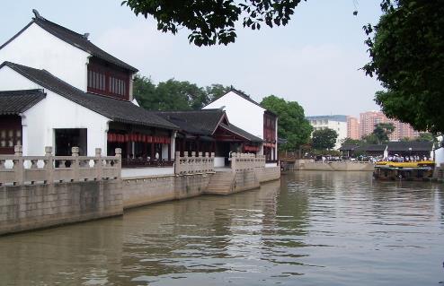 3月去蘇州穿什么衣服合適 蘇州什么時候去最好