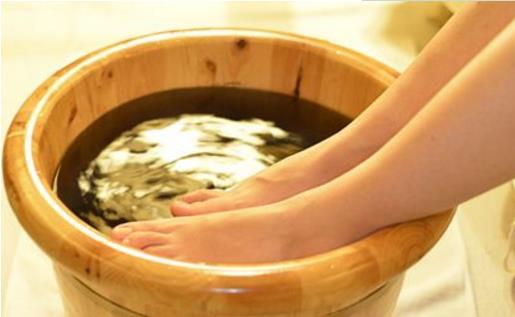 泡腳出汗后多久可以洗澡 泡腳出汗后什么時(shí)候洗澡合適