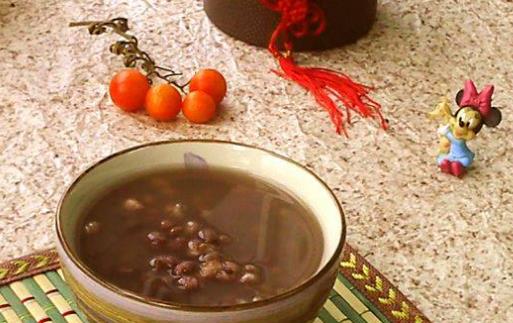 紅豆薏米粥什么時候吃最好 紅豆薏米粥最佳服用時間