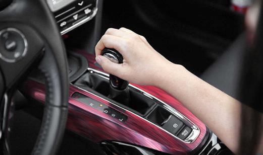 開車什么時候換擋最合適 開車換擋最佳時間