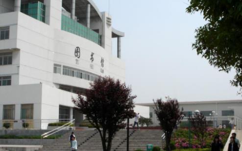 5、安徽工業(yè)經(jīng)濟職業(yè)技術(shù)學(xué)院.jpg