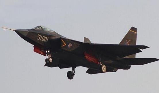四、中國(guó)殲-31戰(zhàn)斗機(jī).jpg