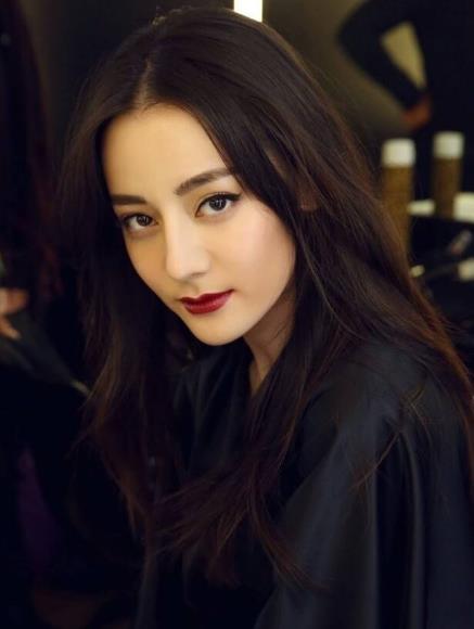 新疆十大美女明星排行榜,迪麗熱巴、佟麗婭都很有異域風(fēng)情