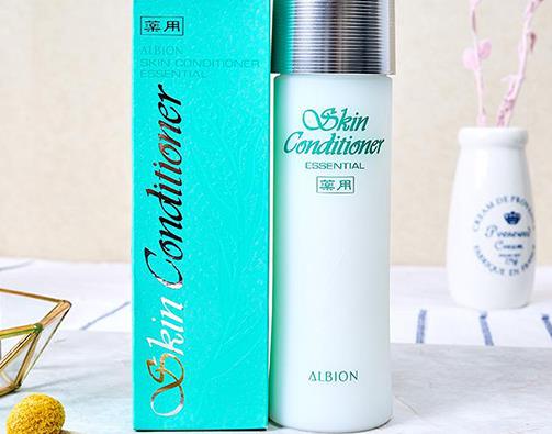 十大油皮護(hù)膚品排行榜,蘭蔻小黑瓶、歐萊雅小黑瓶對付油皮有一招
