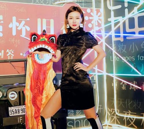 中國最火十大美妝博主排名,俊平大魔王、李佳琪堪稱帶貨王