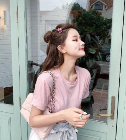 中國最火十大美妝博主排名,俊平大魔王、李佳琪堪稱帶貨王