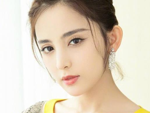 中國最美十大90后校花排名,迪麗熱巴、古力娜扎特有異域風情