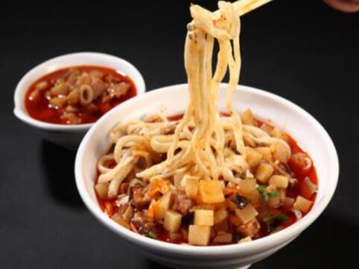 銀川十大小吃排名 燴小吃是傳統著名小吃,食材豐富有葷有素
