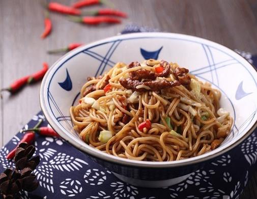 南昌十大能帶走吃的特產(chǎn),軍山湖大閘蟹、白糖糕十分美味
