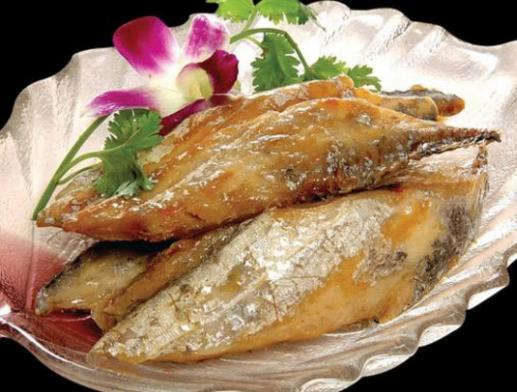 舟山十大名小吃排名,舟山帶魚味道鮮美,大烤目魚非常誘人