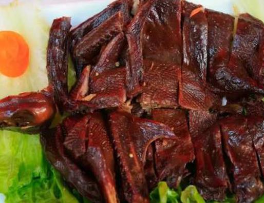 岳陽(yáng)十大名吃排名,醋水豆腐鮮嫩可口,火焙魚(yú)鮮美有特色