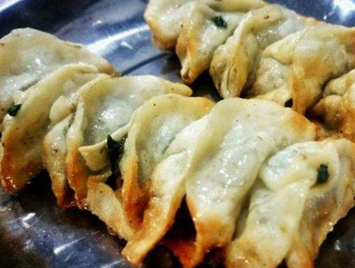 溫州五馬街必吃美食排名,府學巷三姐妹糯米飯的美味無法拒絕