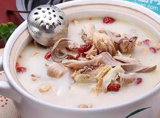 順德十大私房菜排名,仙廟燒雞的臘味飯是頭牌,德云居飯館性?xún)r(jià)比高
