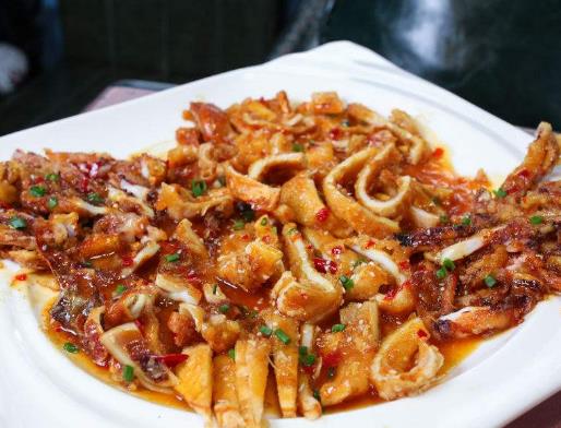 沈陽火爆飯店排名,Amore Pizza的一面是招牌,合府肥牛很不錯