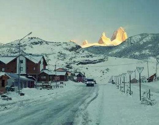 世界十大冰雪旅游城市,皇后鎮是熱愛滑雪者的最愛,查爾騰鎮很冷