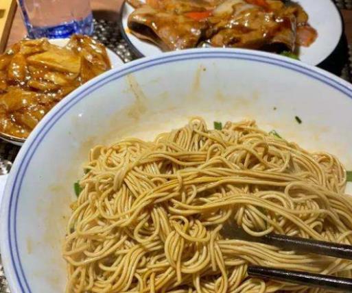 無錫十大必吃面館排名,喜上樓面館價格實惠、面的傳說味道鮮美