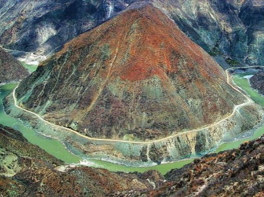云南十大著名景點,石林風景名勝區、宣威東山公園民族文化有特色