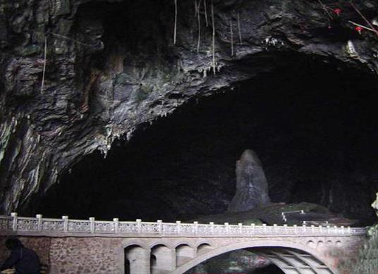 肇慶十大風景名勝排名,七星巖景區非常有名、將軍山放松心情