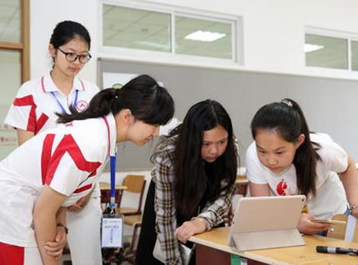 女生大專學什么專業好,護理專業比較穩定、財經專業很吃香