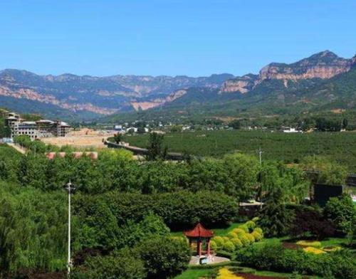 邢臺十大最好玩的景點,前南峪景區內容豐富、天河山風景優美