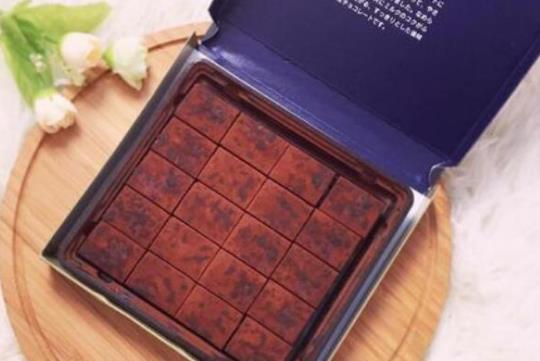 小紅書十大零食排名,ROYCE生巧克力入口即化、LADUREE馬卡龍口感十足