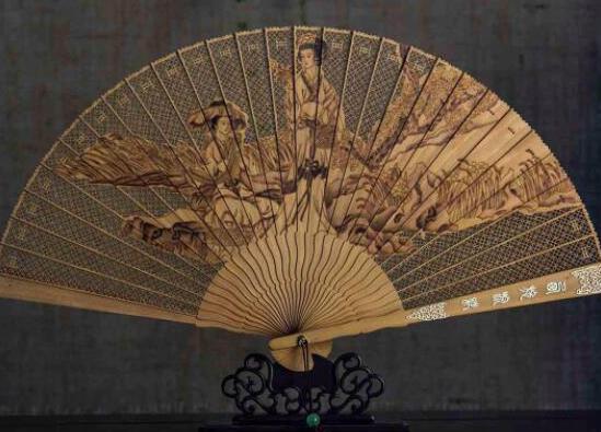 江蘇傳統十大特色工藝品,惠山泥人有四百多年歷史、蘇繡是四大名繡之一