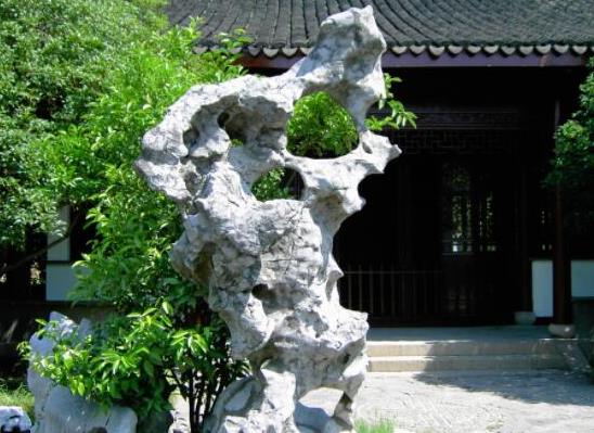 江蘇傳統十大特色工藝品,惠山泥人有四百多年歷史、蘇繡是四大名繡之一