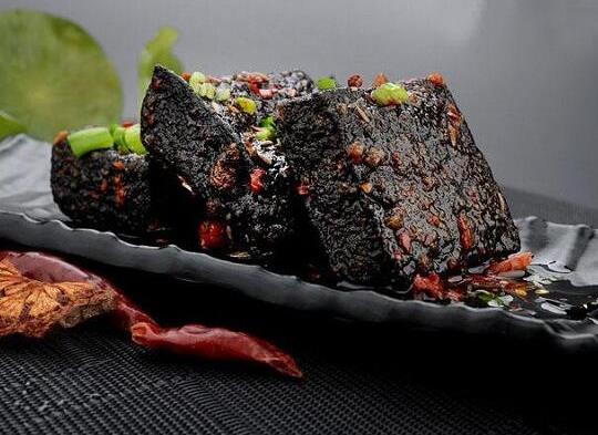 即食臭豆腐品牌排行榜,火宮殿臭豆腐、黑色經(jīng)典臭豆腐外酥里嫩