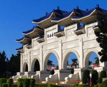 奧地利格拉茨十大旅游排行 格拉茨現(xiàn)代美術(shù)館是格拉茨最經(jīng)典的標志景觀