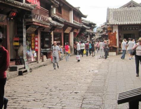 中國十大美食街旅游景點(diǎn)排行 回民小吃街是西安旅游中的特色景點(diǎn)