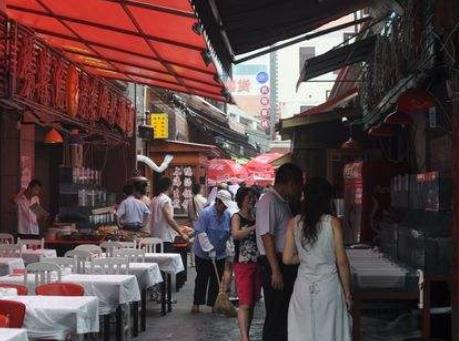 中國十大美食街旅游景點(diǎn)排行 回民小吃街是西安旅游中的特色景點(diǎn)