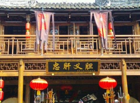 中國十大美食街旅游景點(diǎn)排行 回民小吃街是西安旅游中的特色景點(diǎn)