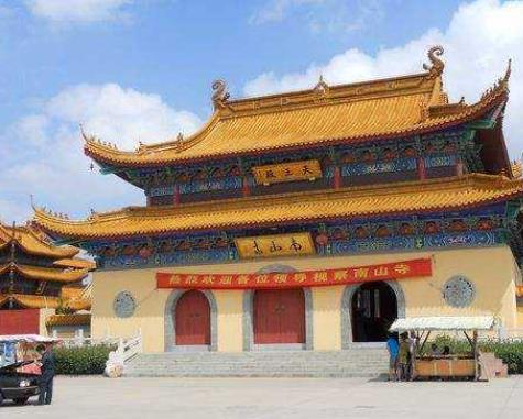 三亞最美最值得去的旅游景點旅游景點排行 亞龍灣是海南名景之一