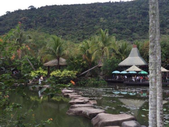 三亞最美最值得去的旅游景點旅游景點排行 亞龍灣是海南名景之一
