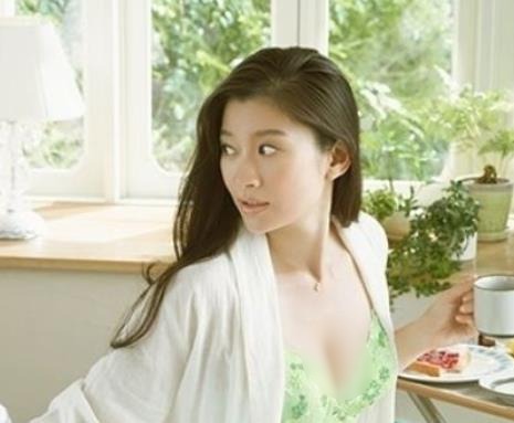 日本最受歡迎熟女排行 內田有紀98年被Junon雜志票選為日本第二美麗女星