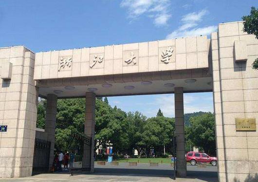 2018中國十大名校排行榜 清華大學穩居第一
