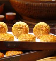 推薦十個(gè)好的月餅品牌 昆明冠生園月餅源起上海在云南落地生根