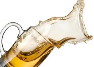 啤酒店十大品牌 奧德旺啤酒有先進的灌裝生產流水線