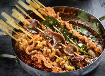 缽缽雞十大品牌 葉婆婆缽缽雞是餐飲業的知名品牌