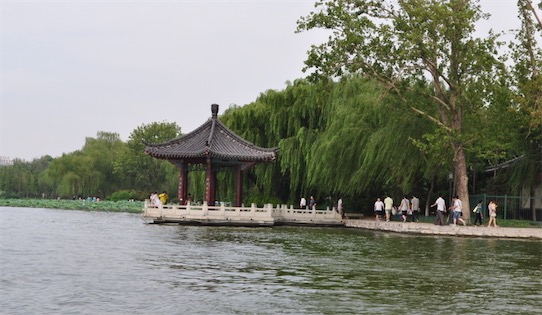 全國(guó)十大最美校園湖泊排名 北大的未名湖美如畫