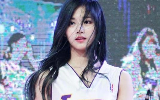 韓網(wǎng)票選南韓最美女愛(ài)豆排行榜 韓國(guó)前十名最美女明星排名