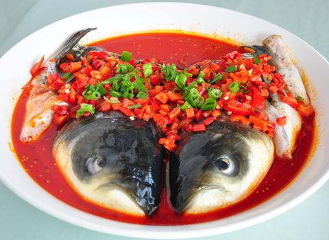 鰱魚的營(yíng)養(yǎng)價(jià)值-鰱魚怎么做好吃
