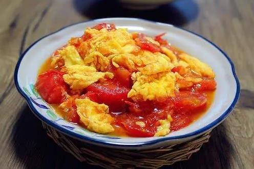 雞蛋煮太熟營養(yǎng)會損失掉?溏心蛋和全熟雞蛋哪種營養(yǎng)更好?