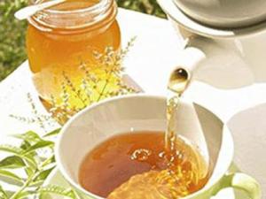 蜂蜜可以用開水沖嗎？沖蜂蜜的的最佳水溫是多少