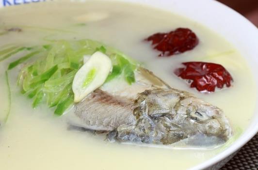 什么魚最適合做湯?什么魚做湯好喝又營養(yǎng)