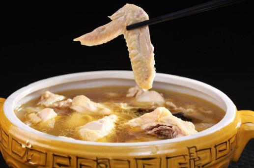 怎樣燉雞湯更好喝?雞湯怎么做才有營養(yǎng)