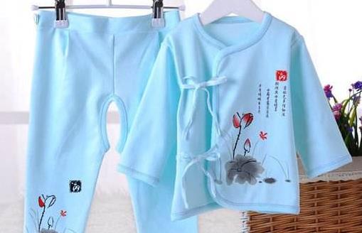 回南天寶寶衣服發霉該怎么辦?如何預防寶寶的衣服發霉