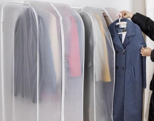 衣服放防塵袋里霉了怎么辦?衣服套上防塵塑料袋會不會受潮?